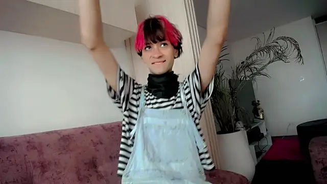 Snapshot of Darksweet_jack chatting on May 3, 3:26 pm Darksweet jack online show from May 3, 3:26 pm