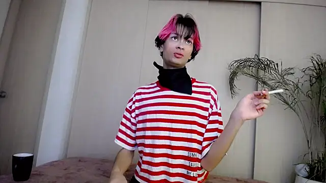 Snapshot of Darksweet_jack chatting on June 16, 3:23 pm Darksweet jack online show from June 16, 3:23 pm