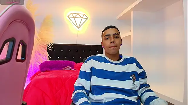 Ariatna Andy online show from April 15, 7:51 pm