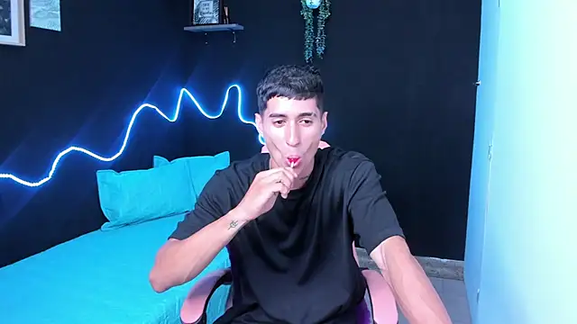 Dark Valentino  online show from March 4, 2:08 am