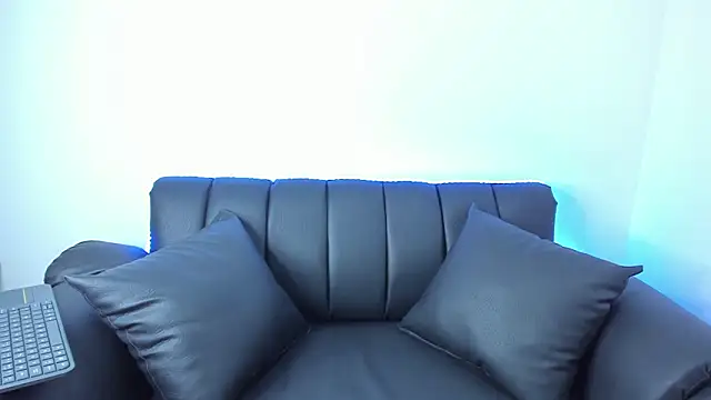 Dark Valentino  online show from March 14, 3:56 am