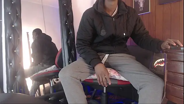 chriss ath online show from March 5, 12:13 pm