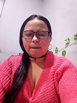 violetapeeveet online show from March 19, 5:07 am