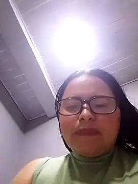 violetapeeveet online show from March 21, 8:19 am