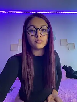 Daliila 11x online show from April 22, 3:24 am