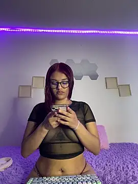 Daliila 11x online show from May 6, 3:10 am