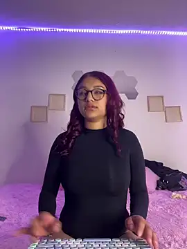 Daliila 11x online show from April 4, 3:13 am