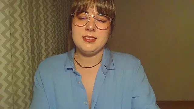 Snapshot of ClaraHard chatting on June 7, 7:52 pm ClaraHard online show from June 7, 7:52 pm