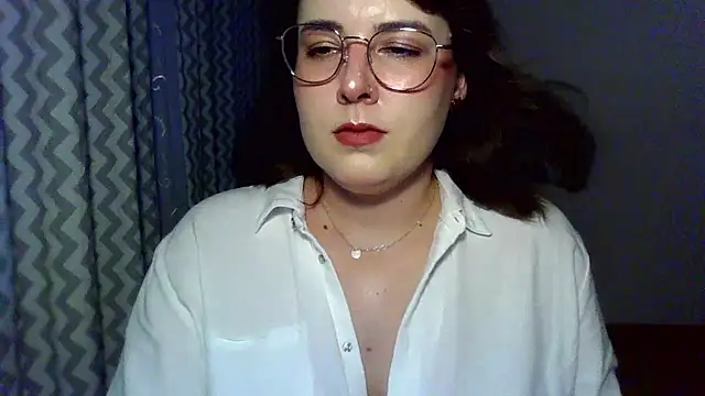 ClaraHard online show from July 1, 6:30 pm