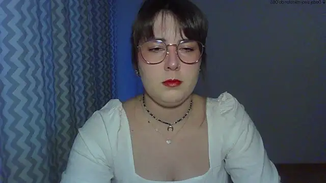 Snapshot of ClaraHard chatting on May 13, 6:04 pm ClaraHard online show from May 13, 6:04 pm