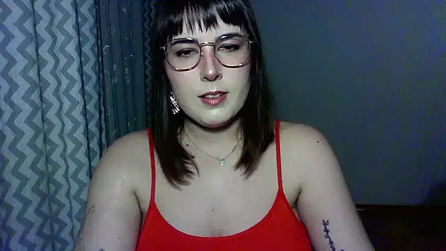ClaraHard online show from July 16, 7:33 pm