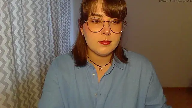 Snapshot of ClaraHard chatting on May 27, 5:31 pm ClaraHard online show from May 27, 5:31 pm