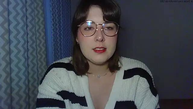Snapshot of ClaraHard chatting on May 24, 4:18 pm ClaraHard online show from May 24, 4:18 pm