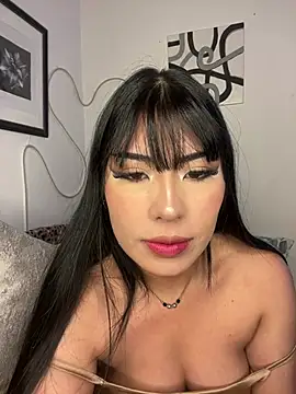 Snapshot of Jade-Naughty chatting on July 25, 9:21 pm Jade-Naughty online show from July 25, 9:21 pm