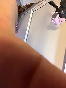 Jade-Naughty online show from March 19, 9:37 pm