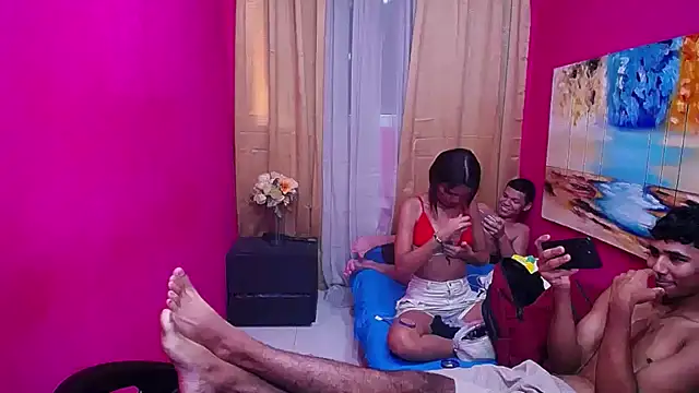 hotsex couple online show from March 24, 6:52 pm