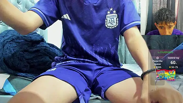 gomitaboy1 online show from April 5, 6:58 pm