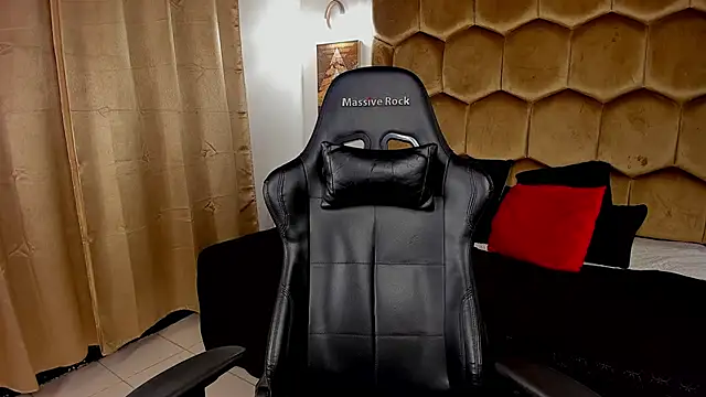 Emmet CollinsJS online show from March 26, 4:33 am