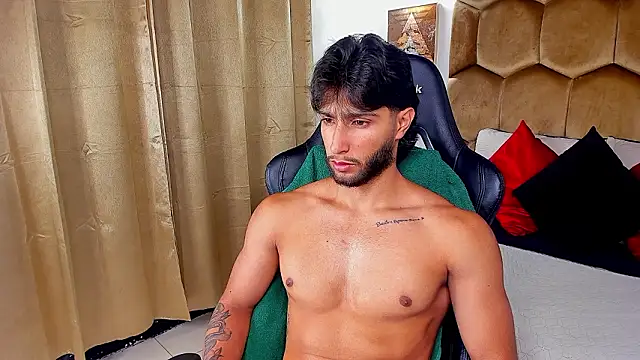 Emmet CollinsJS online show from March 11, 4:06 am