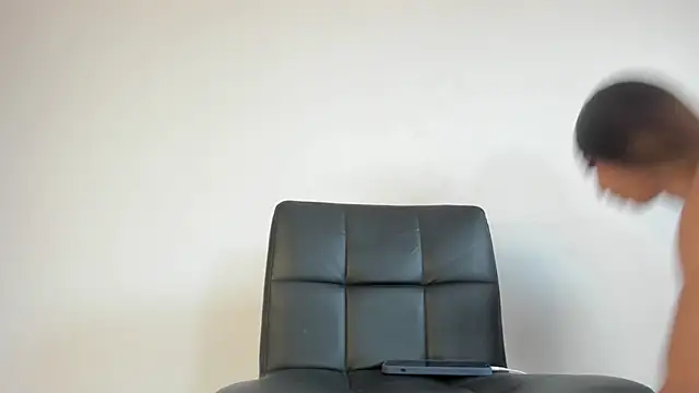 Snapshot of Jaddyy__ chatting on May 17, 5:13 pm Jaddyy online show from May 17, 5:13 pm