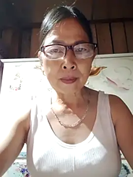 Snapshot of Sky-rain98 chatting on May 31, 7:47 pm Sky-rain98 online show from May 31, 7:47 pm