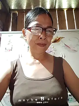 Snapshot of Sky-rain98 chatting on June 12, 8:12 am Sky-rain98 online show from June 12, 8:12 am