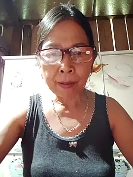 Snapshot of Sky-rain98 chatting on May 6, 10:30 am Sky-rain98 online show from May 6, 10:30 am
