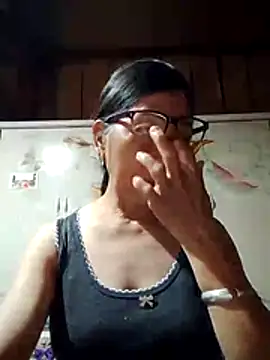 Snapshot of Sky-rain98 chatting on May 28, 2:45 pm Sky-rain98 online show from May 28, 2:45 pm