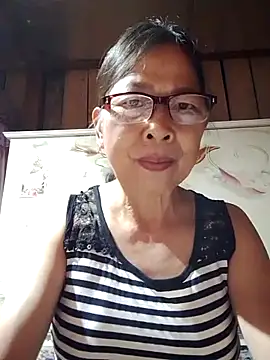 Snapshot of Sky-rain98 chatting on May 23, 9:25 pm Sky-rain98 online show from May 23, 9:25 pm