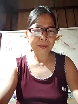 Snapshot of Sky-rain98 chatting on June 12, 8:17 pm Sky-rain98 online show from June 12, 8:17 pm