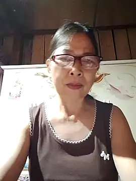 Snapshot of Sky-rain98 chatting on June 5, 8:14 pm Sky-rain98 online show from June 5, 8:14 pm