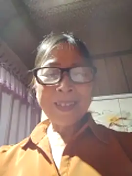 Snapshot of Sky-rain98 chatting on May 3, 2:42 pm Sky-rain98 online show from May 3, 2:42 pm