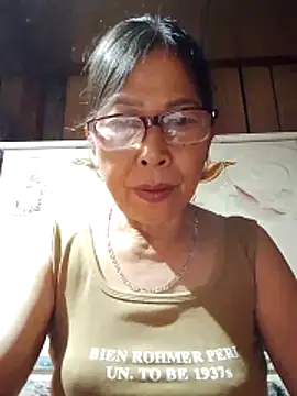 Snapshot of Sky-rain98 chatting on May 10, 8:44 pm Sky-rain98 online show from May 10, 8:44 pm