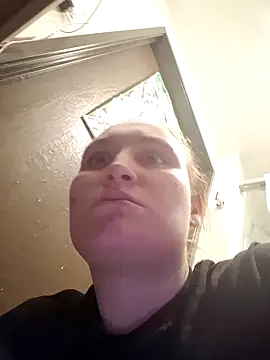 luckilyfound4 online show from March 10, 5:44 am