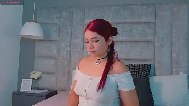 PaulaVegaa online show from April 15, 12:42 pm