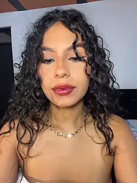 AmeliaAndersson online show from March 27, 6:44 am