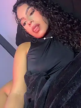 Snapshot of AmeliaAndersson chatting on June 20, 10:59 pm AmeliaAndersson online show from June 20, 10:59 pm