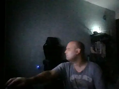 Snapshot of Heavy_RebellxX chatting on March 5, 1:57 am Heavy RebellxX online show from March 5, 1:57 am