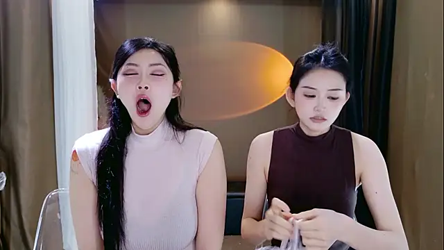 Banana-Milk69 online show from May 24, 1:16 am