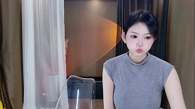 Snapshot of Banana-Milk69 chatting on July 1, 1:06 am Banana-Milk69 online show from July 1, 1:06 am
