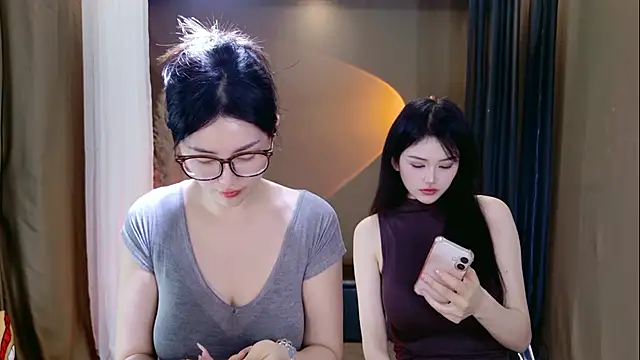 Snapshot of Banana-Milk69 chatting on June 27, 1:11 am Banana-Milk69 online show from June 27, 1:11 am
