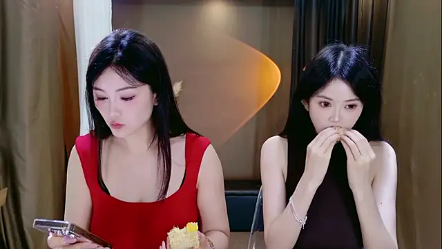 Banana-Milk69 online show from June 5, 1:10 am