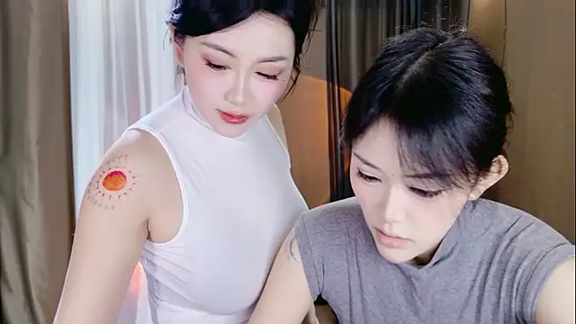 Banana-Milk69 online show from May 21, 1:03 am