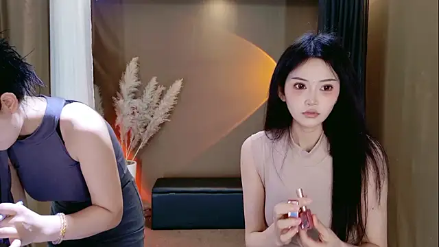 Banana-Milk69 online show from May 28, 1:13 am