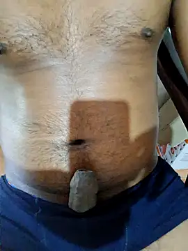 Snapshot of SahanaSL chatting on March 4, 5:26 am SahanaSL online show from March 4, 5:26 am