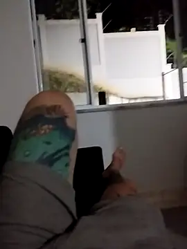 tubarao19 online show from April 4, 2:40 am