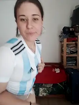 beluve l online show from March 26, 8:07 pm