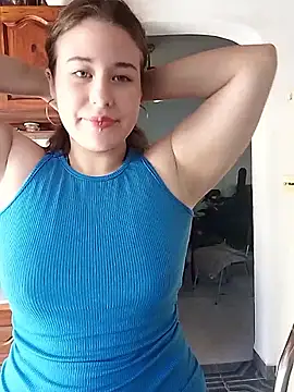 beluve l online show from April 11, 6:00 pm