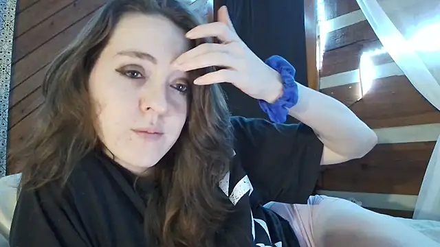 PixieGal01 online show from March 9, 5:55 am