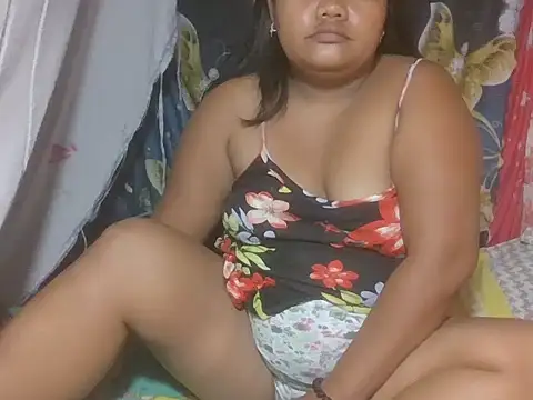 Snapshot of Pinaybigpussy24 chatting on May 23, 7:02 pm Pinaybigpussy24 online show from May 23, 7:02 pm